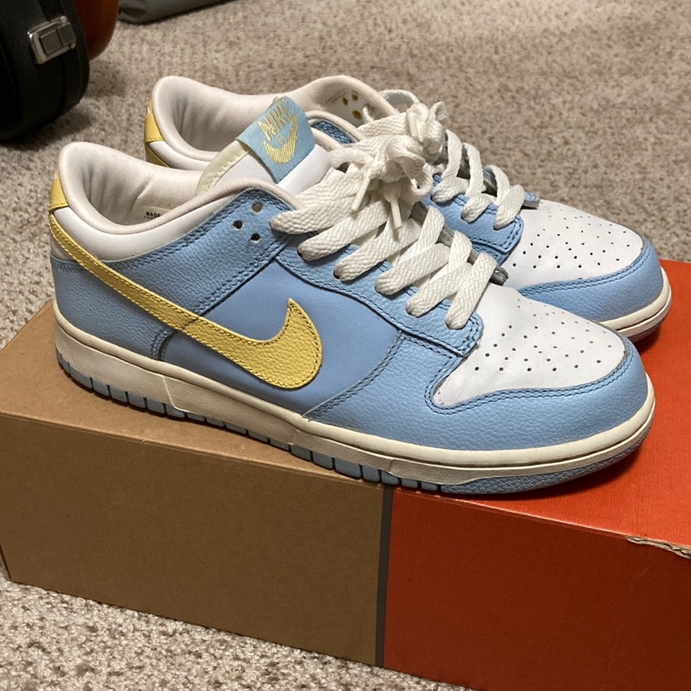 2004 Rare Vintage Womens Nike Dunk Low Ice Blue Maize (EUC)